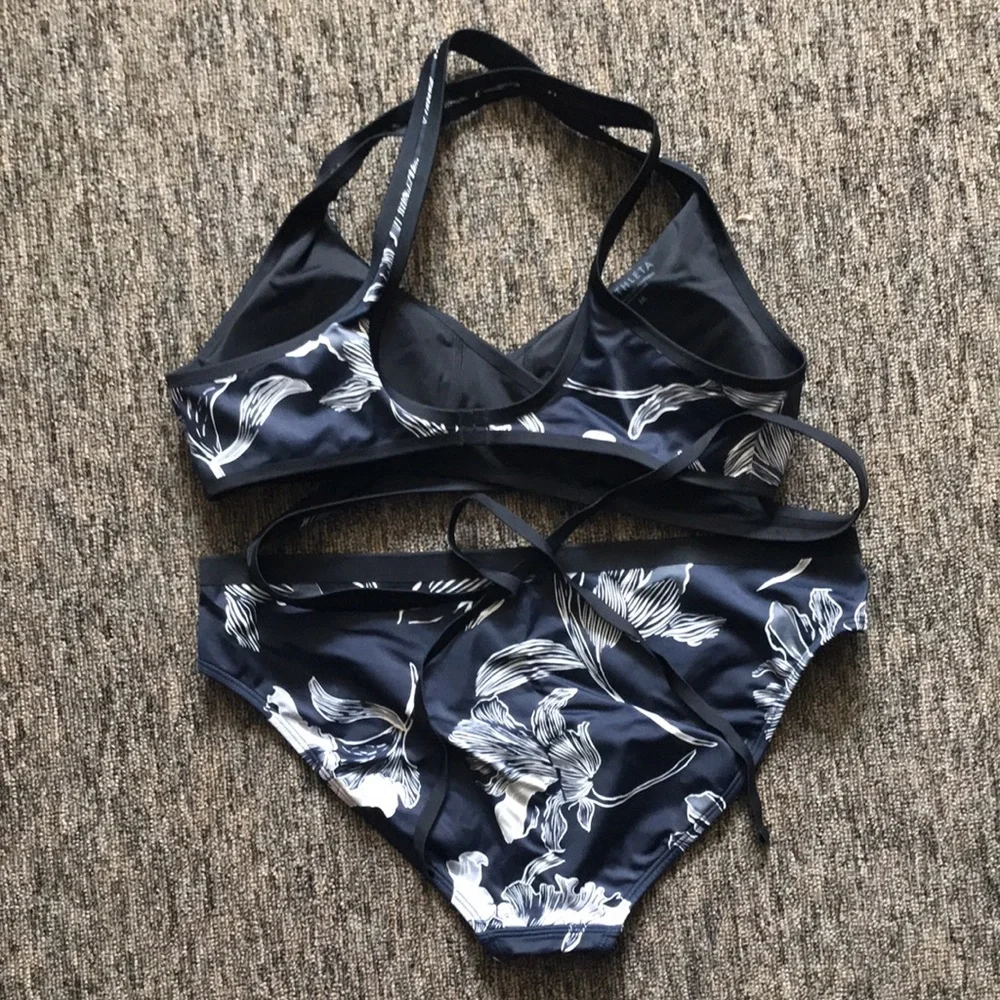 COPY - Athleta swimsuit - Picture 4 of 9